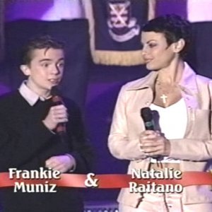 Frankie Muniz co-hosted the 2001 Winter Special Olympics