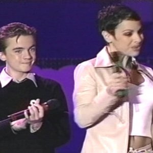 Frankie Muniz co-hosted the 2001 Winter Special Olympics