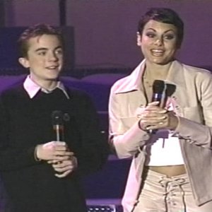 Frankie Muniz co-hosted the 2001 Winter Special Olympics