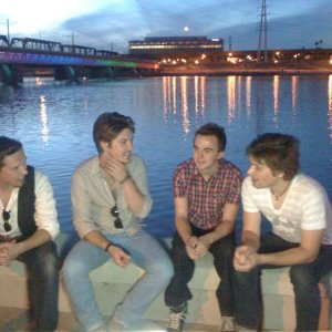 Frankie Muniz and Hanson at Tempe Beach Park