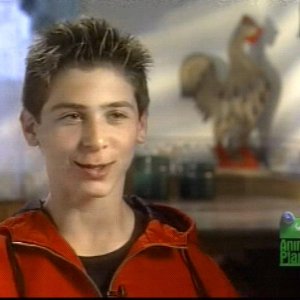 Justin Berfield with his pets in 'Hollywood Unleashed', 2002