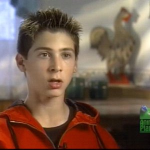 Justin Berfield with his pets in 'Hollywood Unleashed', 2002