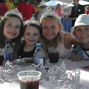 Erik at the 'Princess Diaries 2' world premiere, August 7, 2004