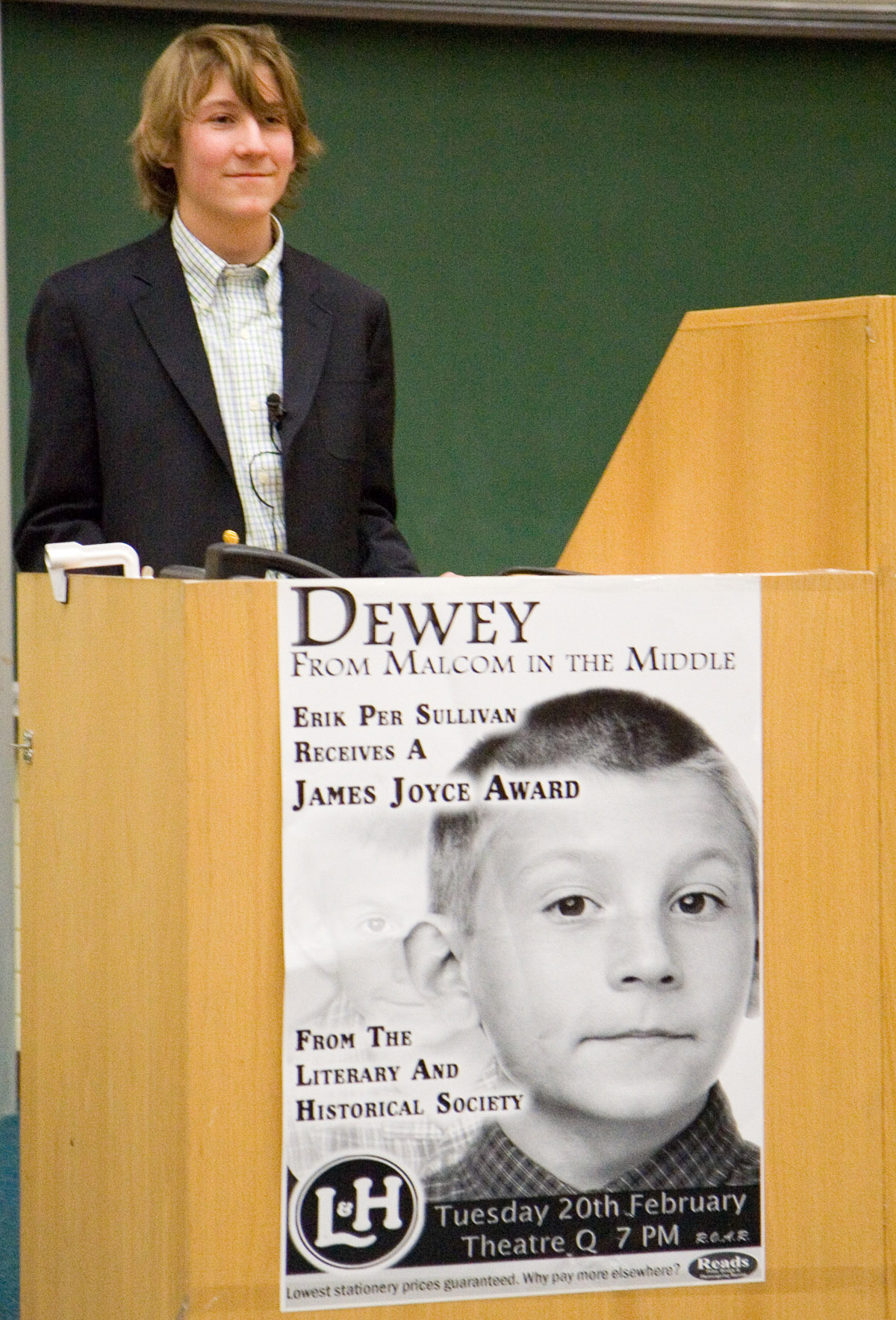 Erik Per Sullivan receives the 'James Joyce Award' (2007)