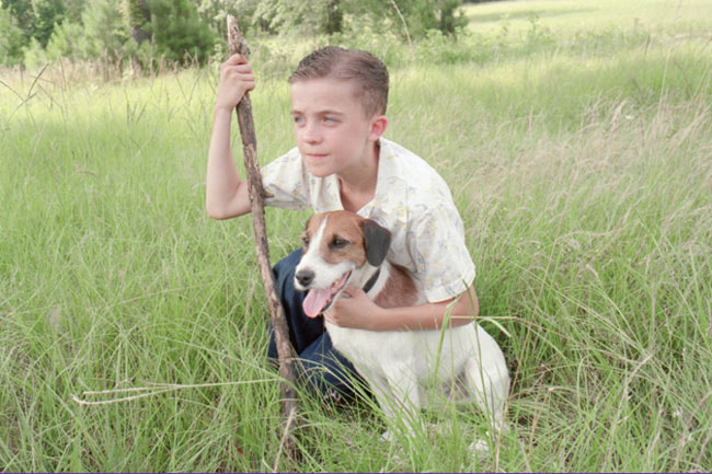 Frankie Muniz with Enzo in 'My Dog Skip'